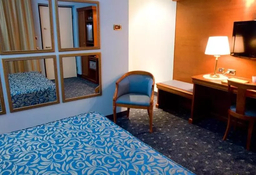 Hm Motel