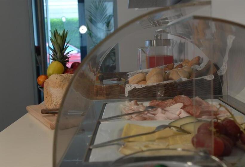 ホテル Albergo Al Sole