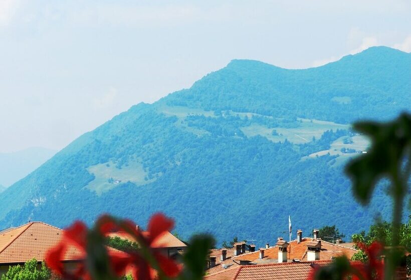 Отель Albergo Milano