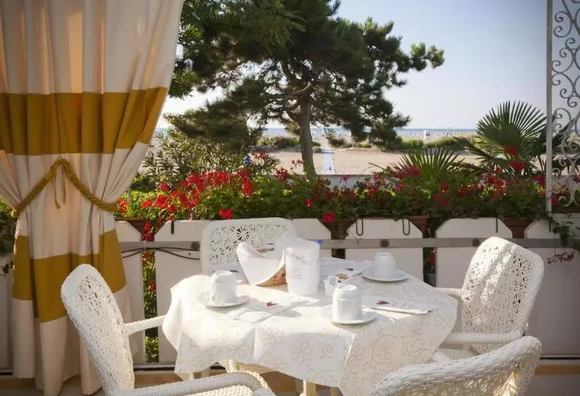 Hotel Alexander
