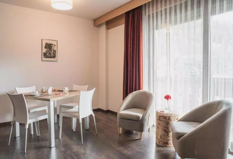 هتل Residence Anda