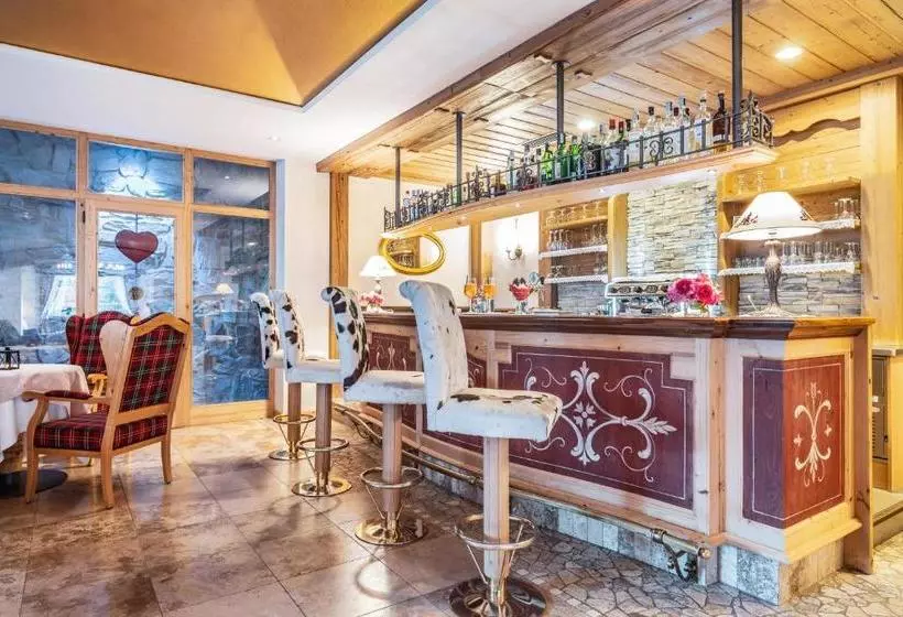 هتل Residence Anda