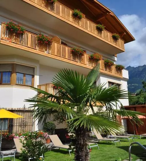 Hotelli B&b Apartments Sunnwies