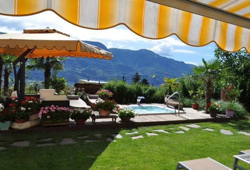Hotelli B&b Apartments Sunnwies