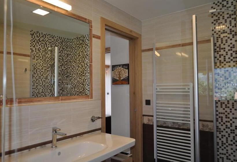 هتل B&b Apartments Sunnwies