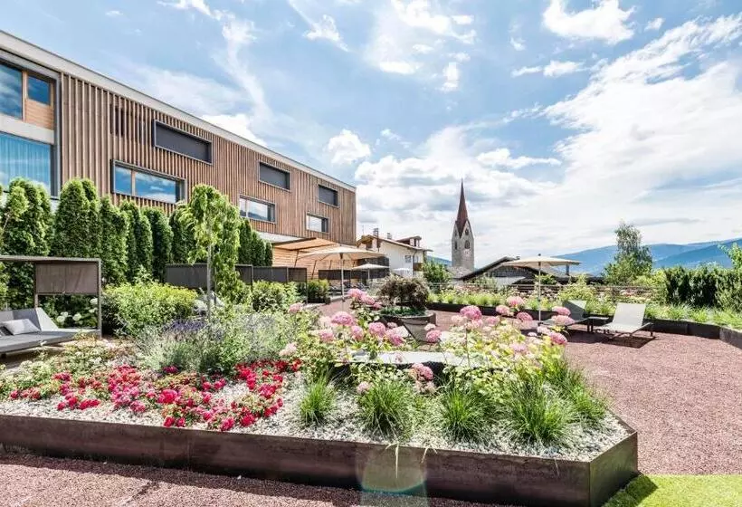هتل Gasserhof Tradition & Lifestyle
