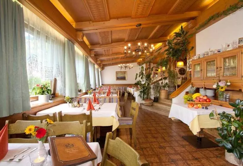 Hotelli B&b Gasthof Zur Linde