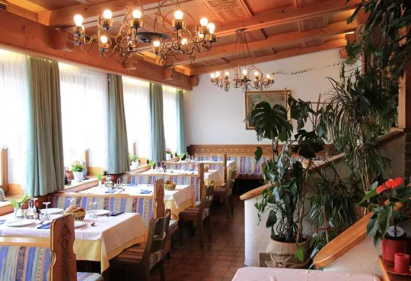Hotelli B&b Gasthof Zur Linde