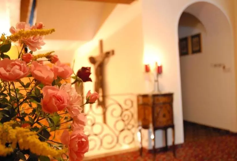 Hotelli B&b Gasthof Zur Linde
