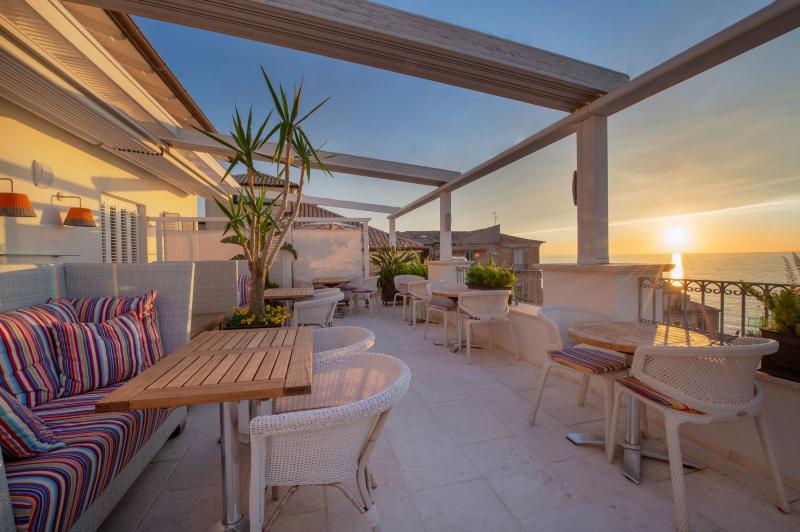 ホテル Piccolo Grand