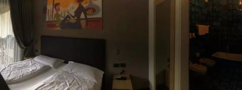 هتل Residence Anda