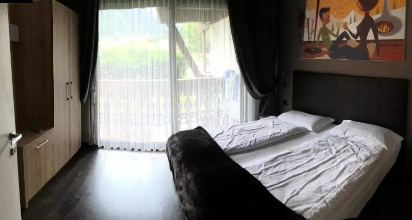 هتل Residence Anda