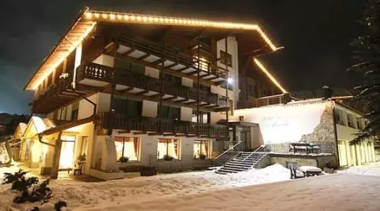 هتل Residence Anda