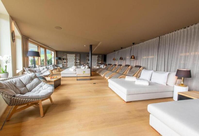 Panoramahotel Watles