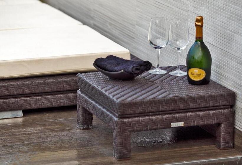 Zenthe Small Luxury B&b