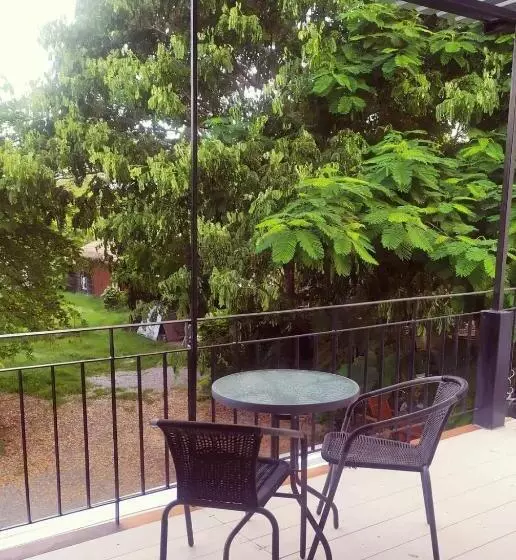 Aamiaismajoitus (B&B) ๋jongluxpakdee โรงแรมจงรักษ์พักดี