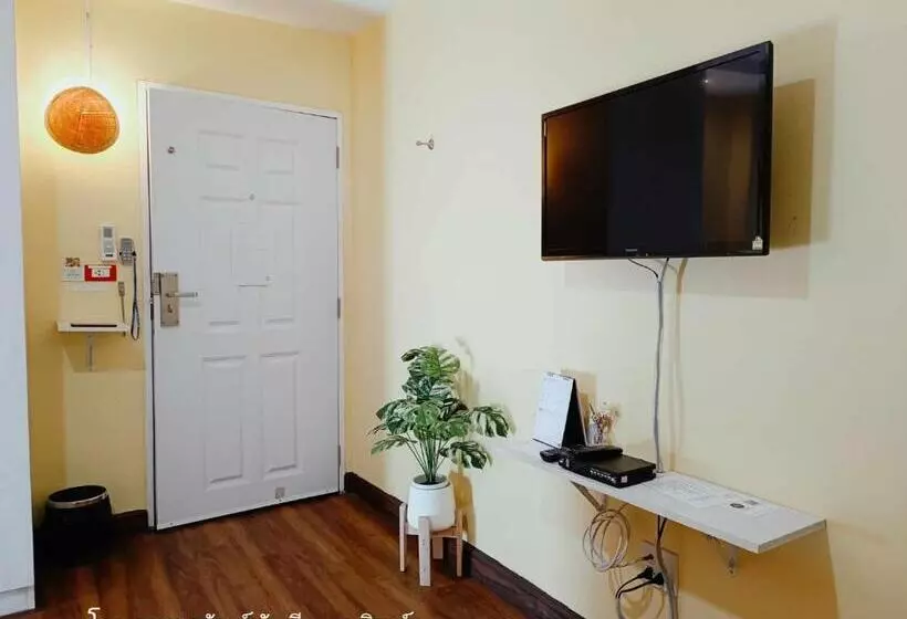 Aamiaismajoitus (B&B) ๋jongluxpakdee โรงแรมจงรักษ์พักดี