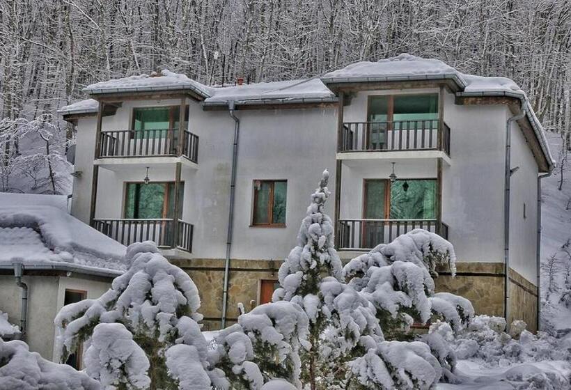 Hotel рибарникъ