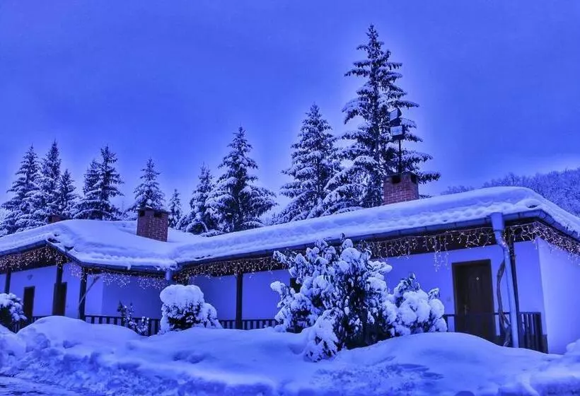 Hotelli рибарникъ