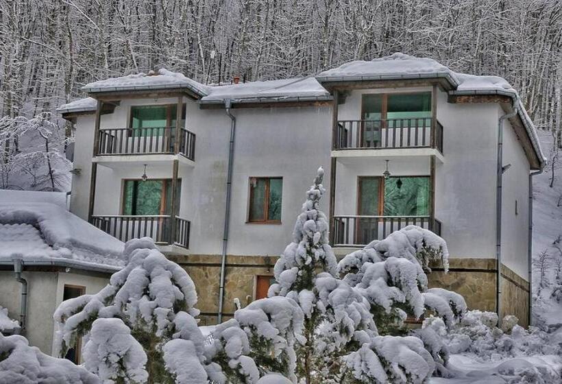 Hotel рибарникъ