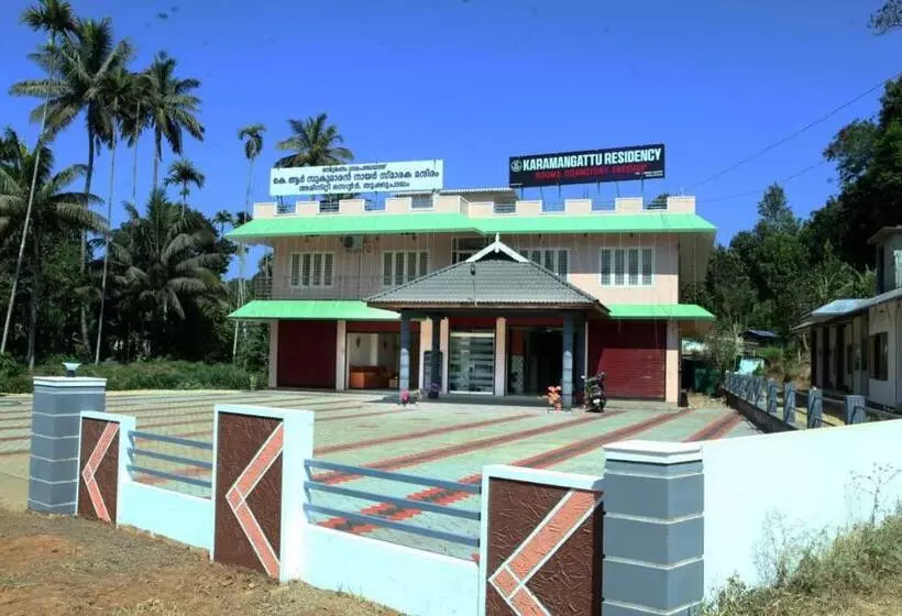Hotelli Karamangattu Residency