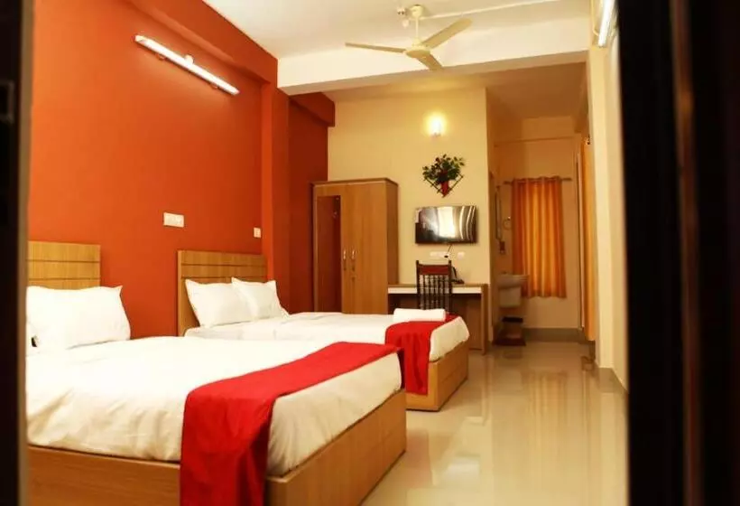 Hotelli Karamangattu Residency