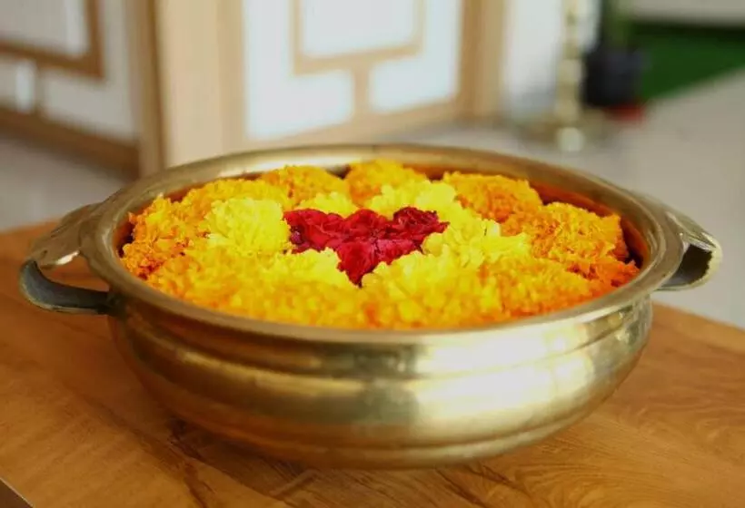 Hotelli Karamangattu Residency