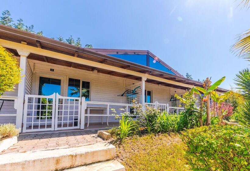 هتل Kompleksi Aljoma