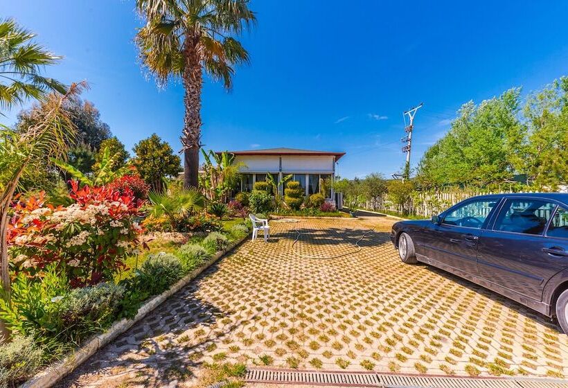 هتل Kompleksi Aljoma