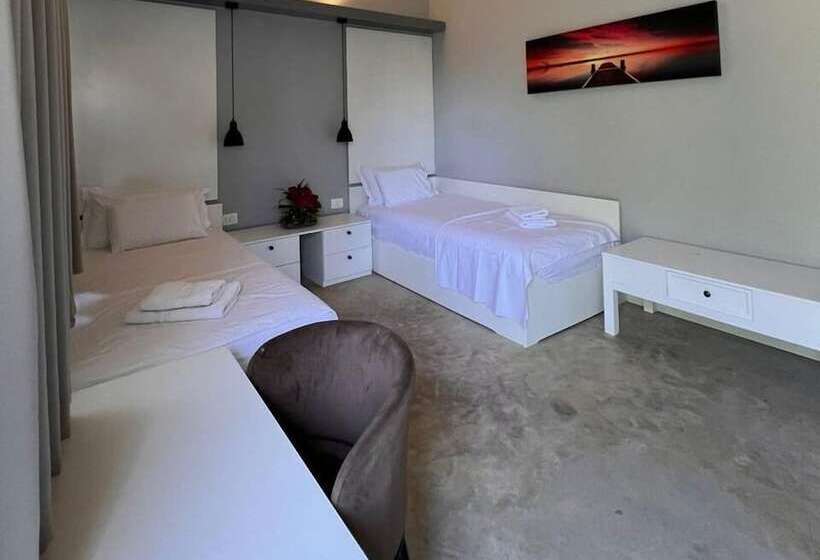 هتل Kompleksi Aljoma