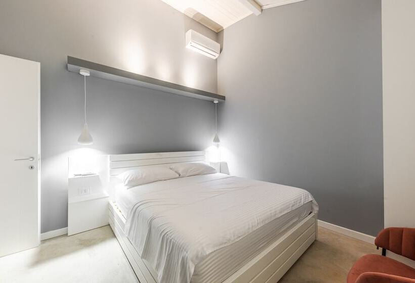 هتل Kompleksi Aljoma