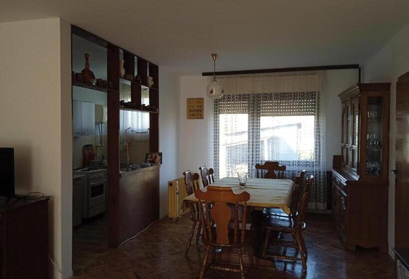 هتل Kuća Za Odmor Matić