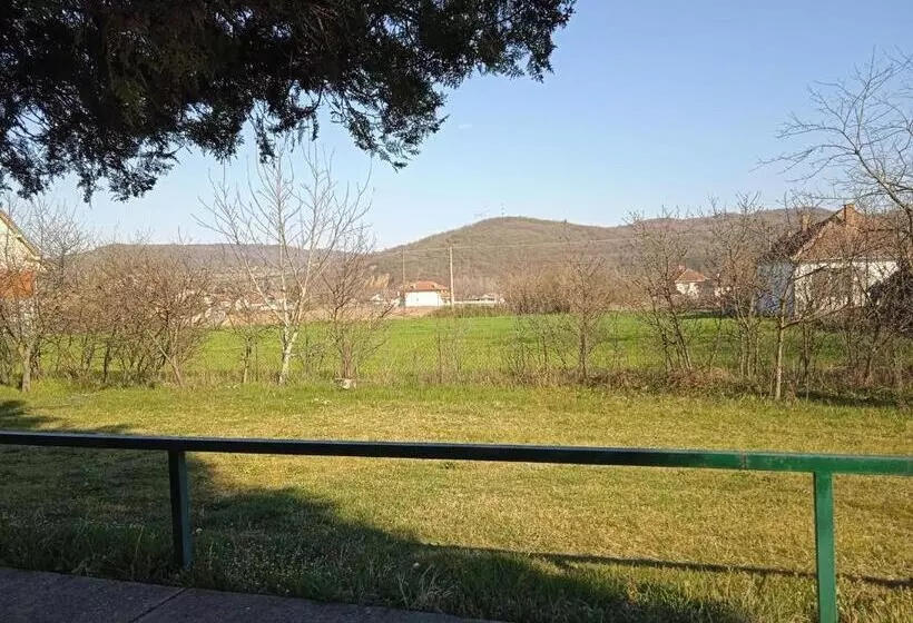 هتل Kuća Za Odmor Matić