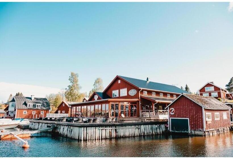 فندق Skatans Café & Krog