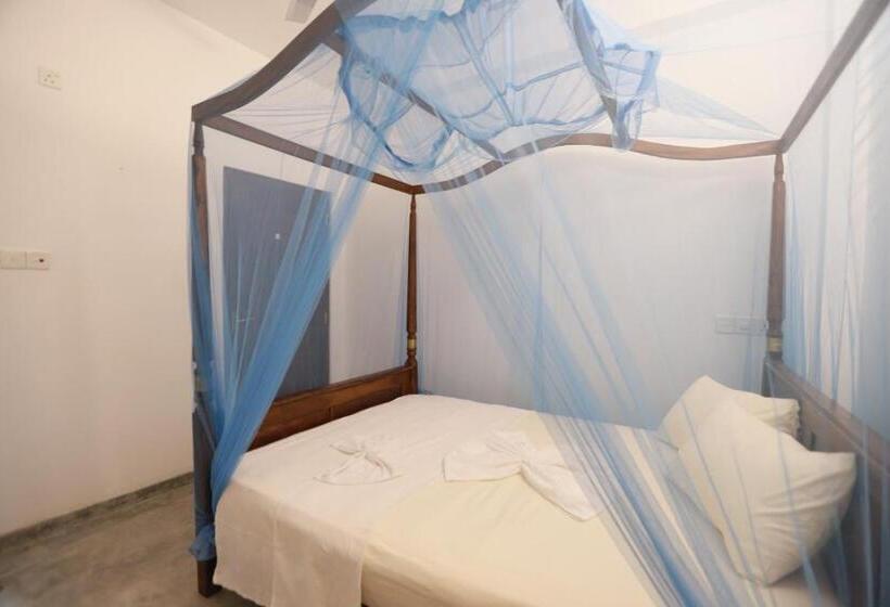 فندق Surfside Retreat Weligama