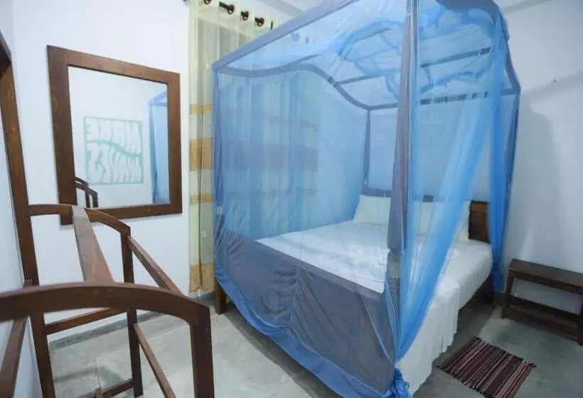 ホテル Surfside Retreat Weligama
