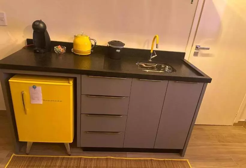ペンション La Vita Hospedaria Studio Amarelo