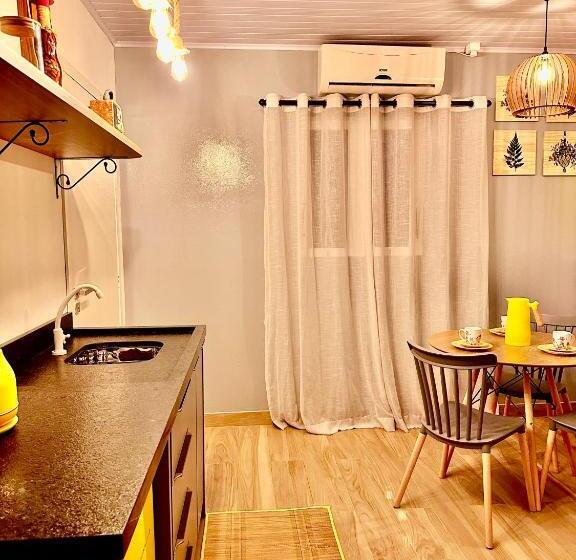 펜션 La Vita Hospedaria Studio Amarelo