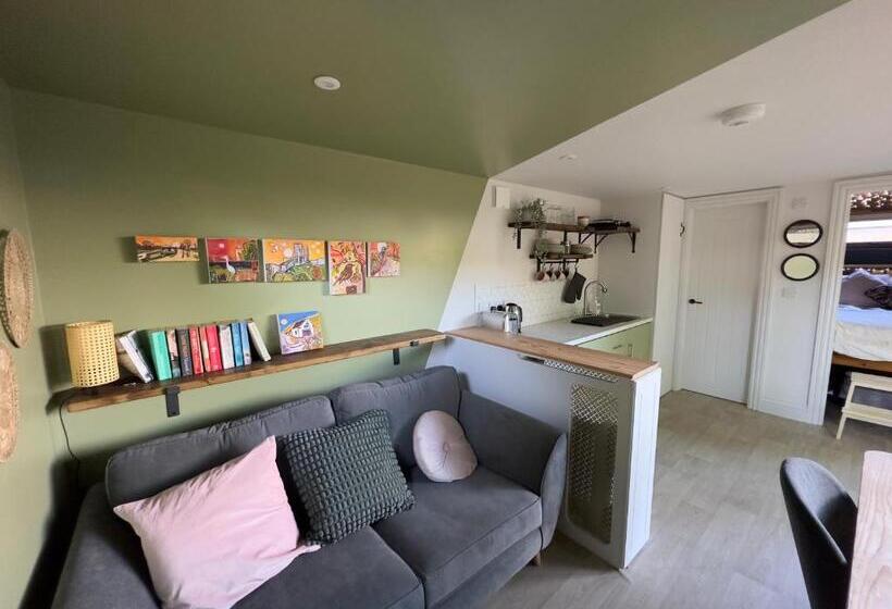 Пансион The Snug: Dorset Hideaway