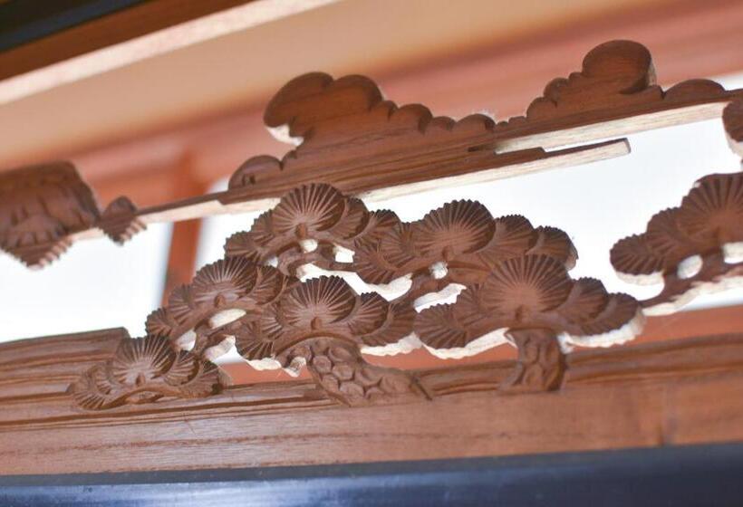 Albergue Kanchantei The Mainhouse