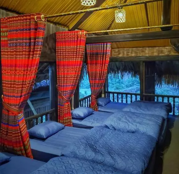 هاستل Ha Giang Xanh Homestay, Motorbikes And Loop Tours