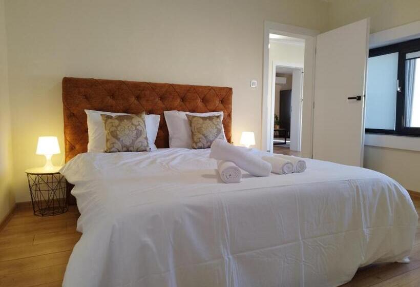 Apartment Veranda Terrace Top Center