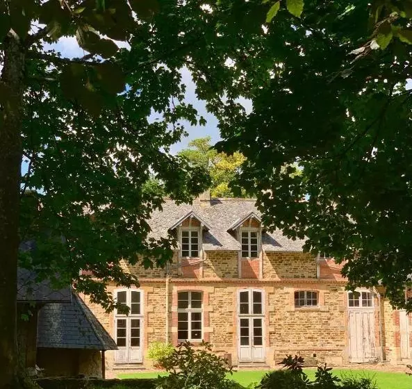 Aamiaismajoitus (B&B) Abbaye De Blanchelande