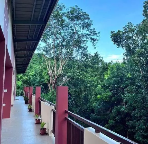 Hilda S Apartments