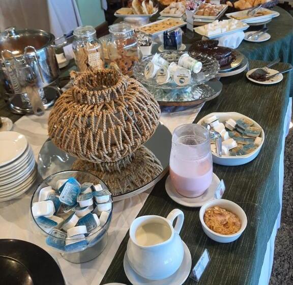 Home Green Um Castelo Na Montanha 2124