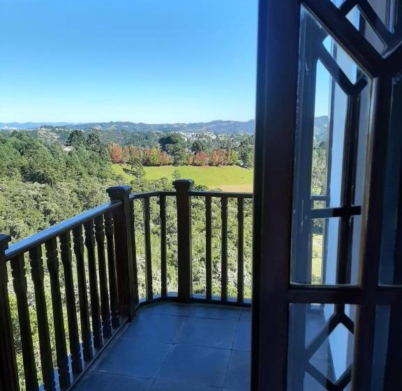 Home Green Um Castelo Na Montanha 2124