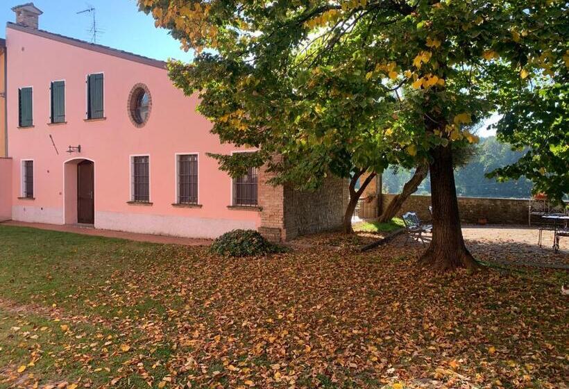 בית מלון כפרי Agriturismo Case In Collina