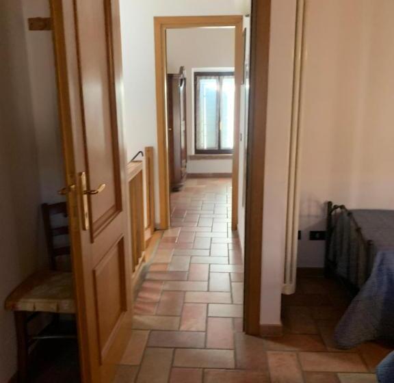 בית מלון כפרי Agriturismo Case In Collina