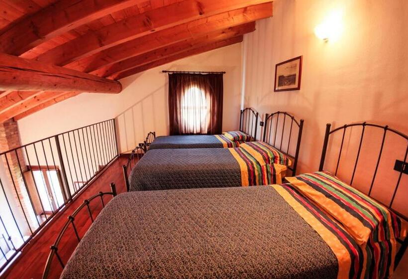 Hotel Agriturismo Case In Collina