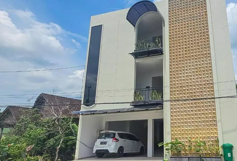 Hotel Buana Express Mitra Reddoorz